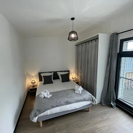 Villa Superbe Loft Lumineux à Caen, Loft