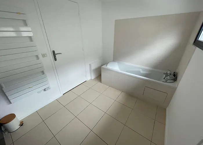 Villa Superbe Loft Lumineux à Caen, Loft