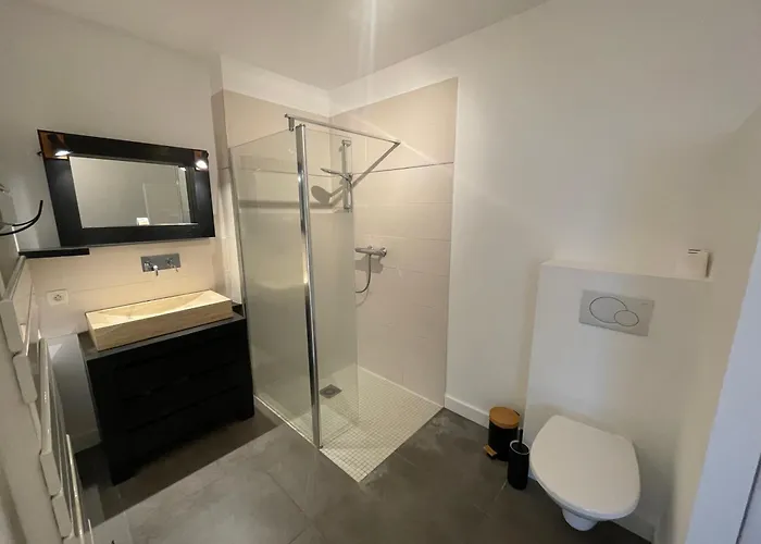 Superbe Loft Lumineux A Caen, Loft